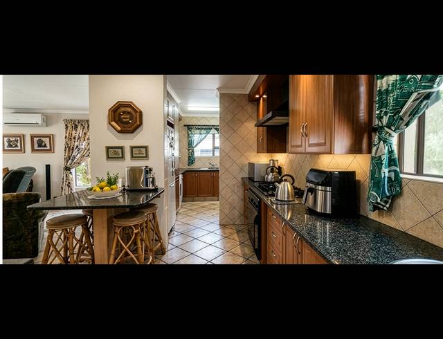 3 BEDROOM HOUSE FOR SALE IN VANDERBIJLPARK SW 5